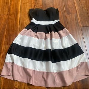 Charlotte Russe Women’s Strapless Pink Black White Y2K Dress Size Small